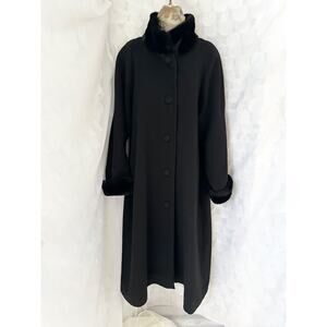 100% Wool Woman’s LONG Black MAXI Dress Coat Faux Fur Trim Albert Nipon USA Made